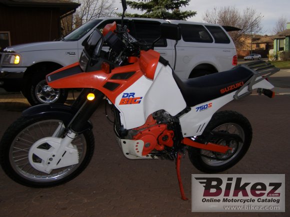 1988 Suzuki DR Big 750 S photo